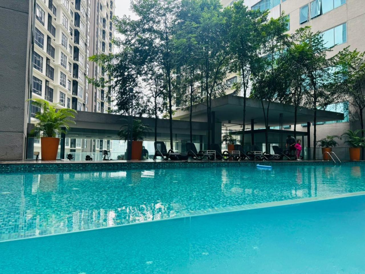 Luxury Mercu Summer Suites At Kualalumpur Куала Лумпур Екстериор снимка